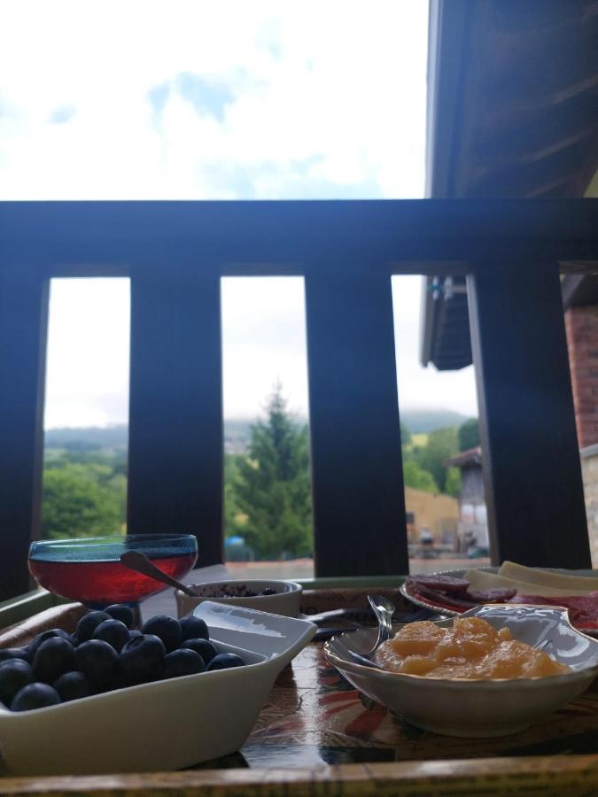 La Posada Del Canario Onís Exteriör bild