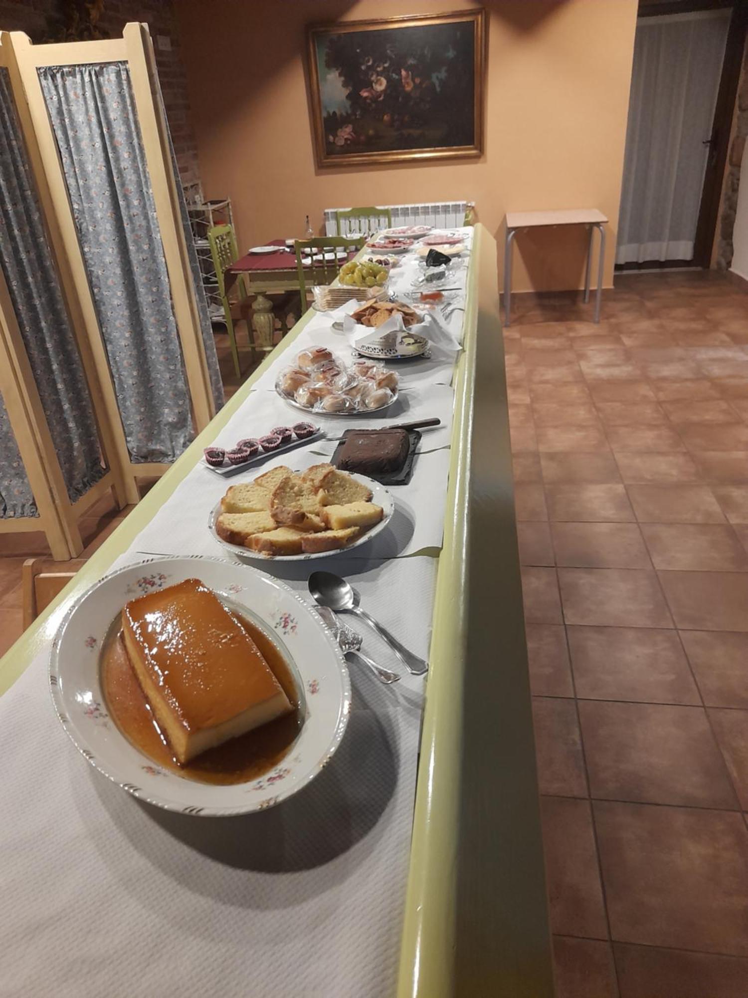 La Posada Del Canario Onís Exteriör bild
